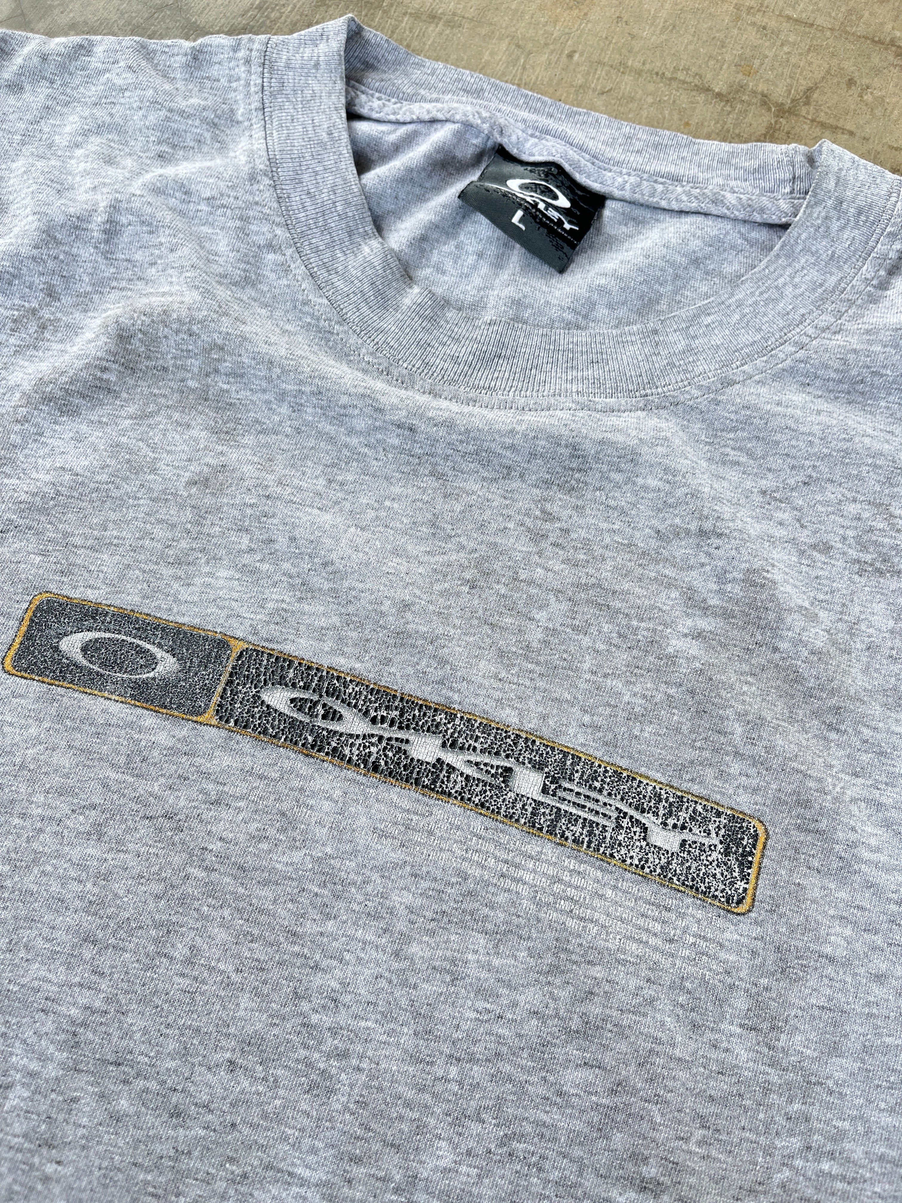 Vintage Oakley Script Logo T Shirt (L)