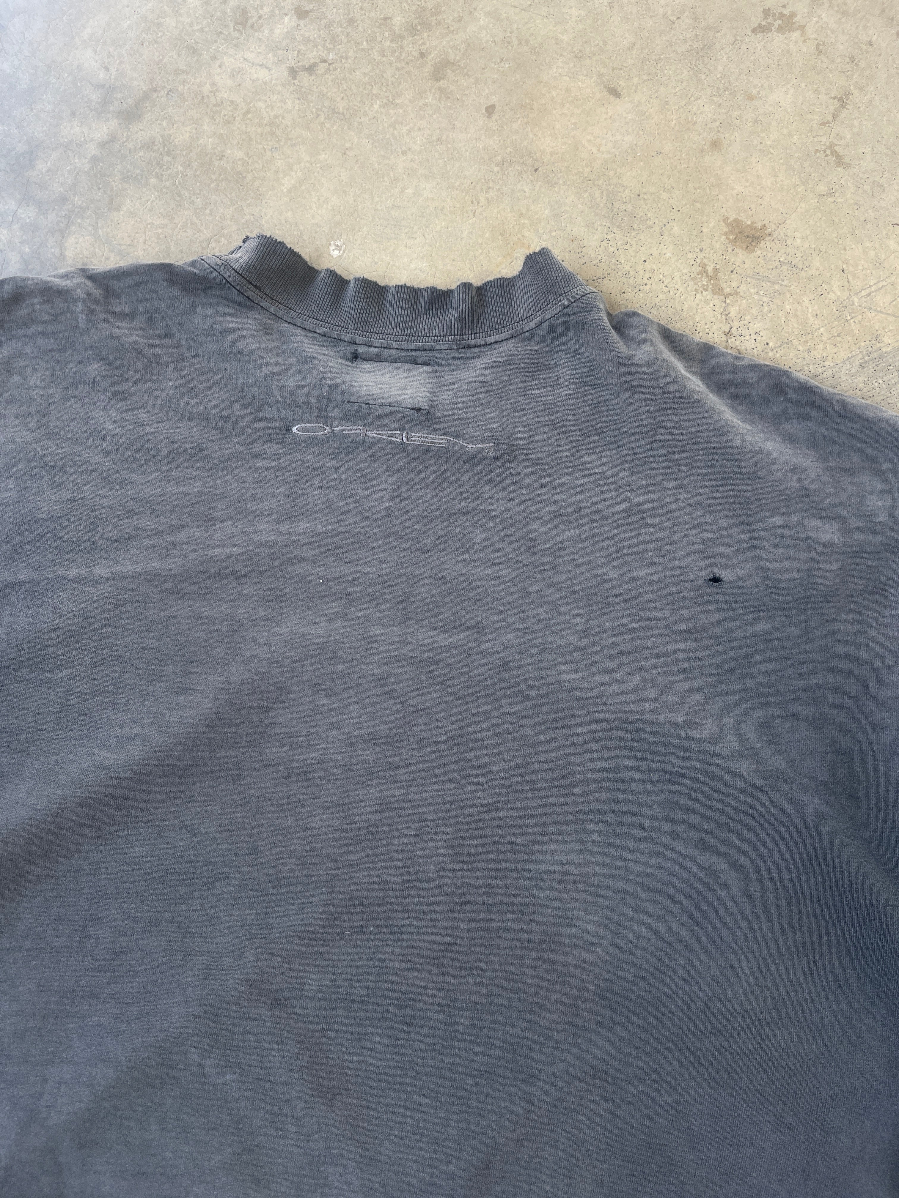 Faded & Distressed Vintage 90s Oakley Software Embroidered Ellipse