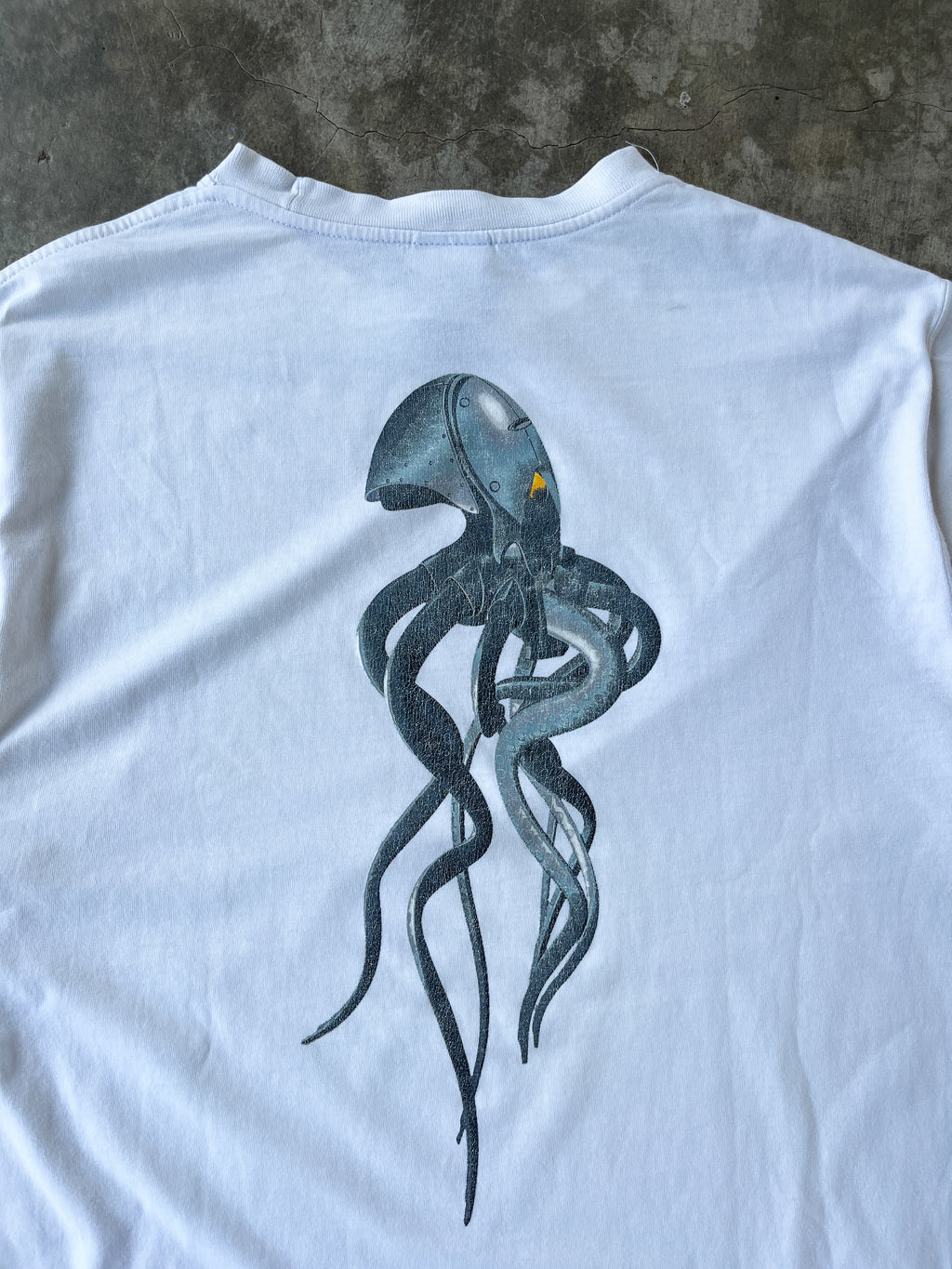 Vintage Oakley Cyber Squid T-Shirt (L)
