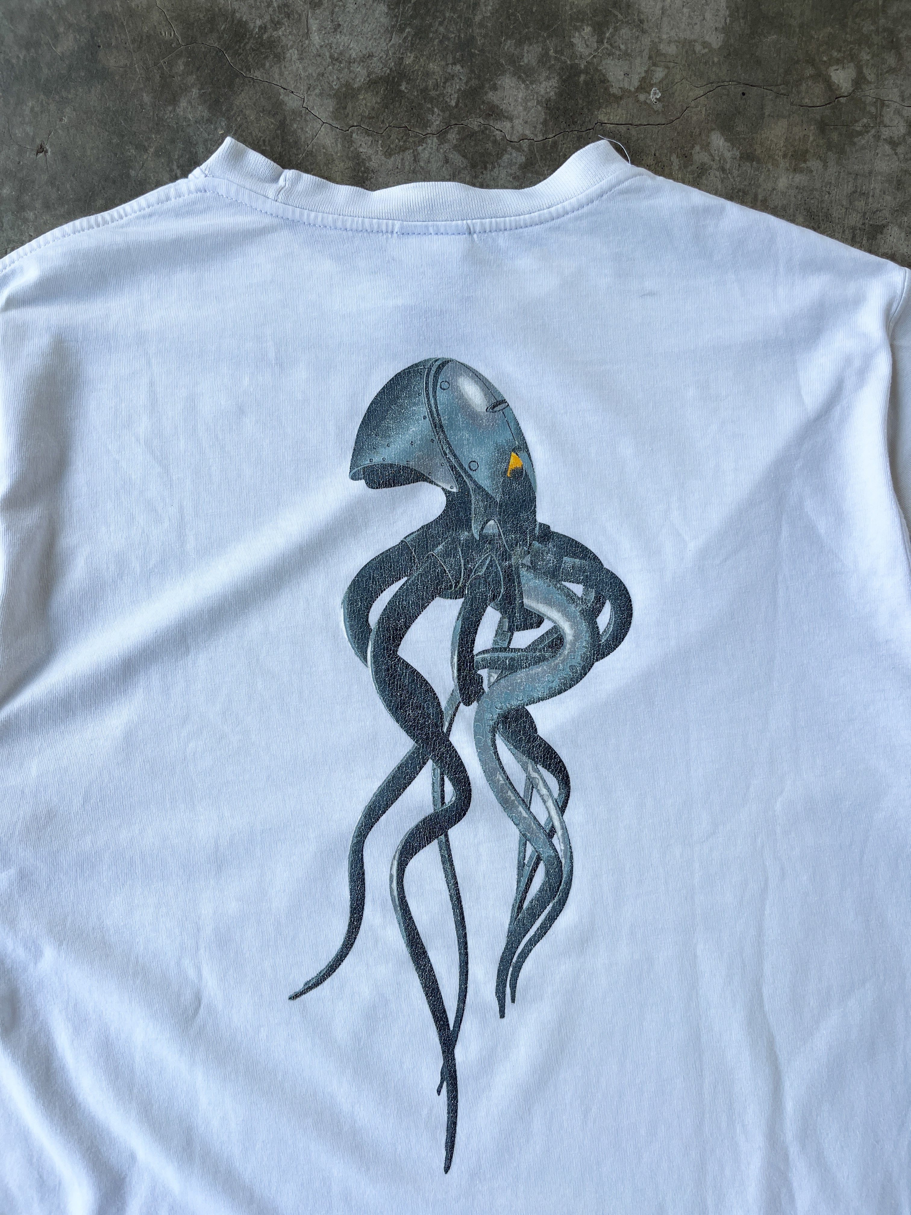 Vintage Oakley Cyber Squid T-Shirt (L)
