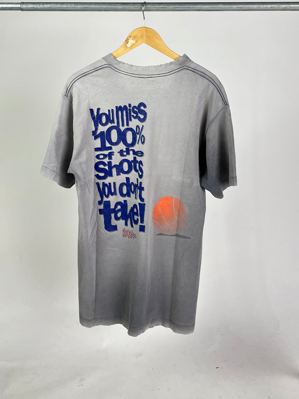 Vintage No Fear Basketball T Shirt (L)
