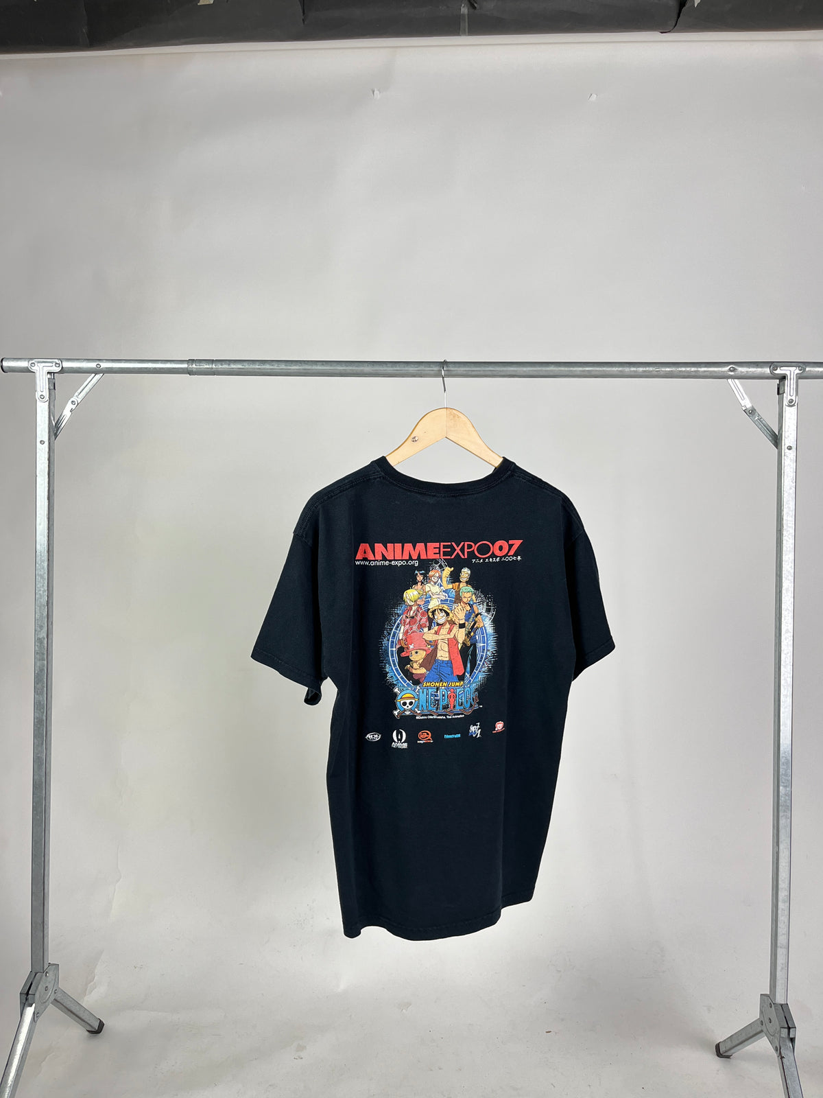 2007 One Piece Skypiea Anime Expo Staff T Shirt (L)