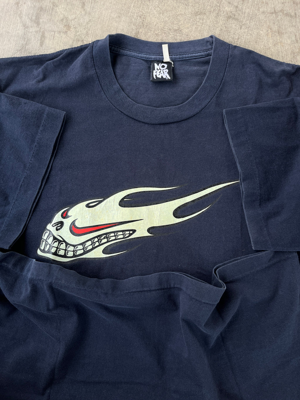 Vintage No Fear Flaming Skull (L)