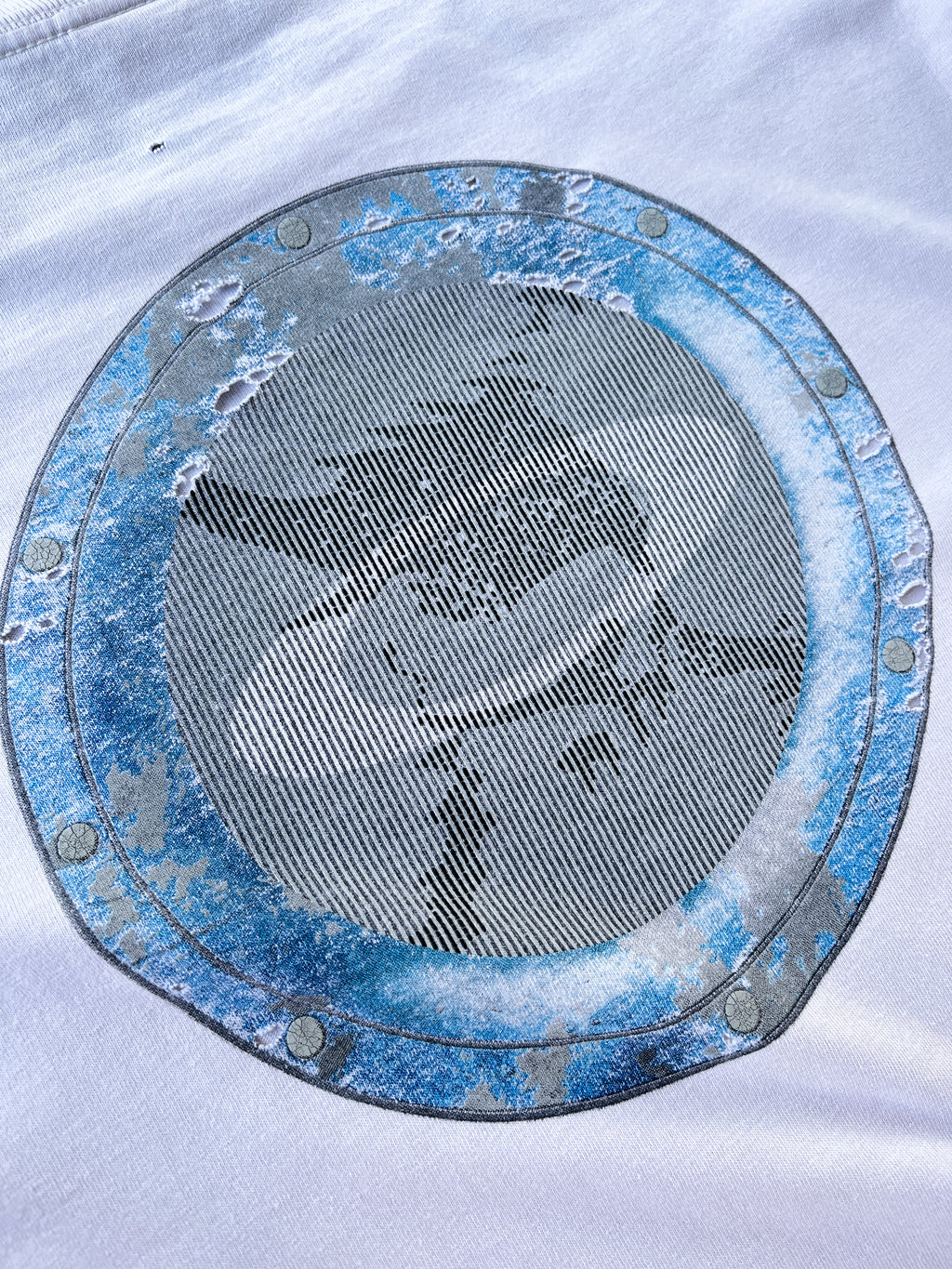 Vintage Oakley Skull Porthole T-Shirt (Large)