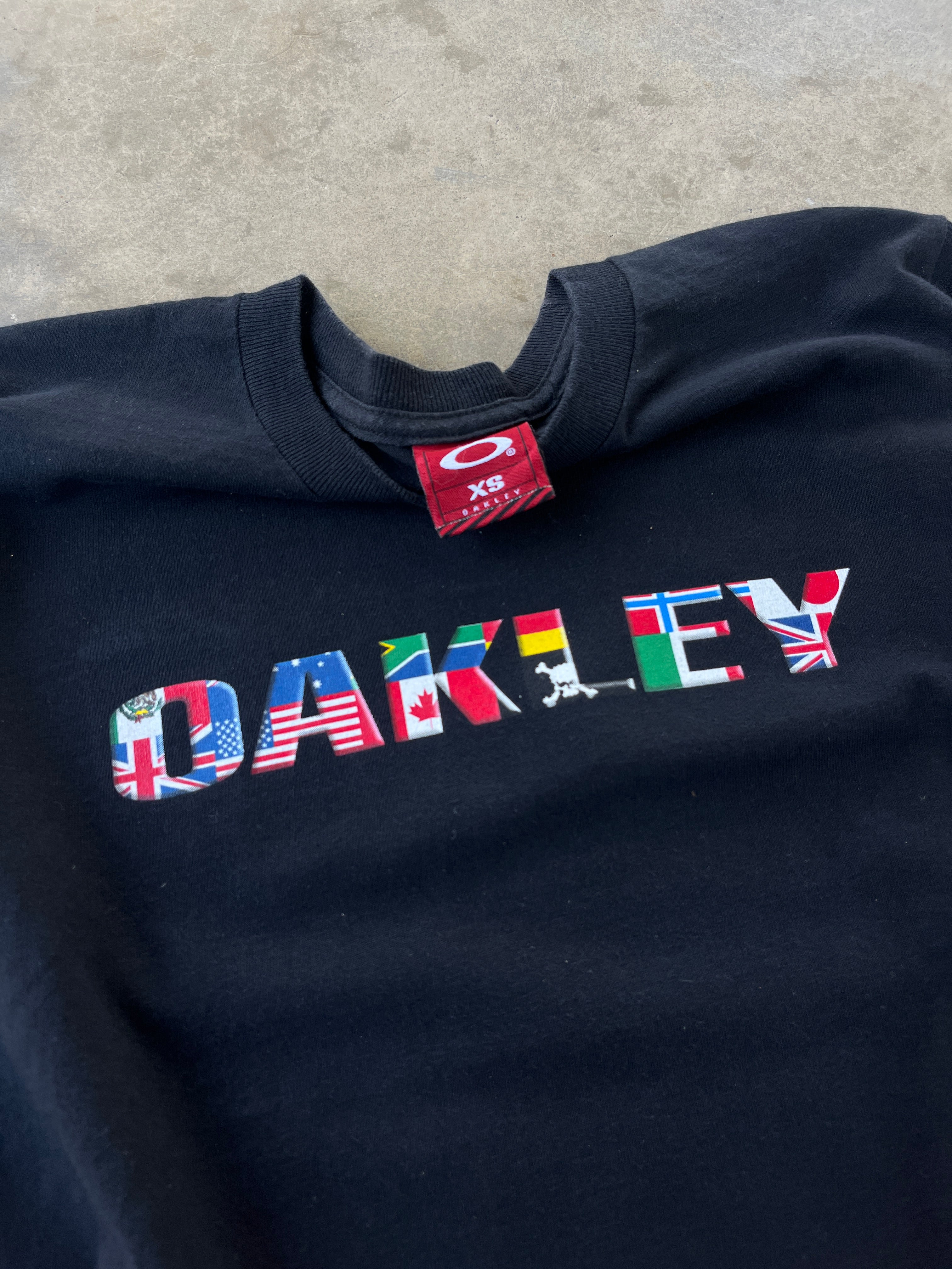 Vintage 00s Oakley World Flags