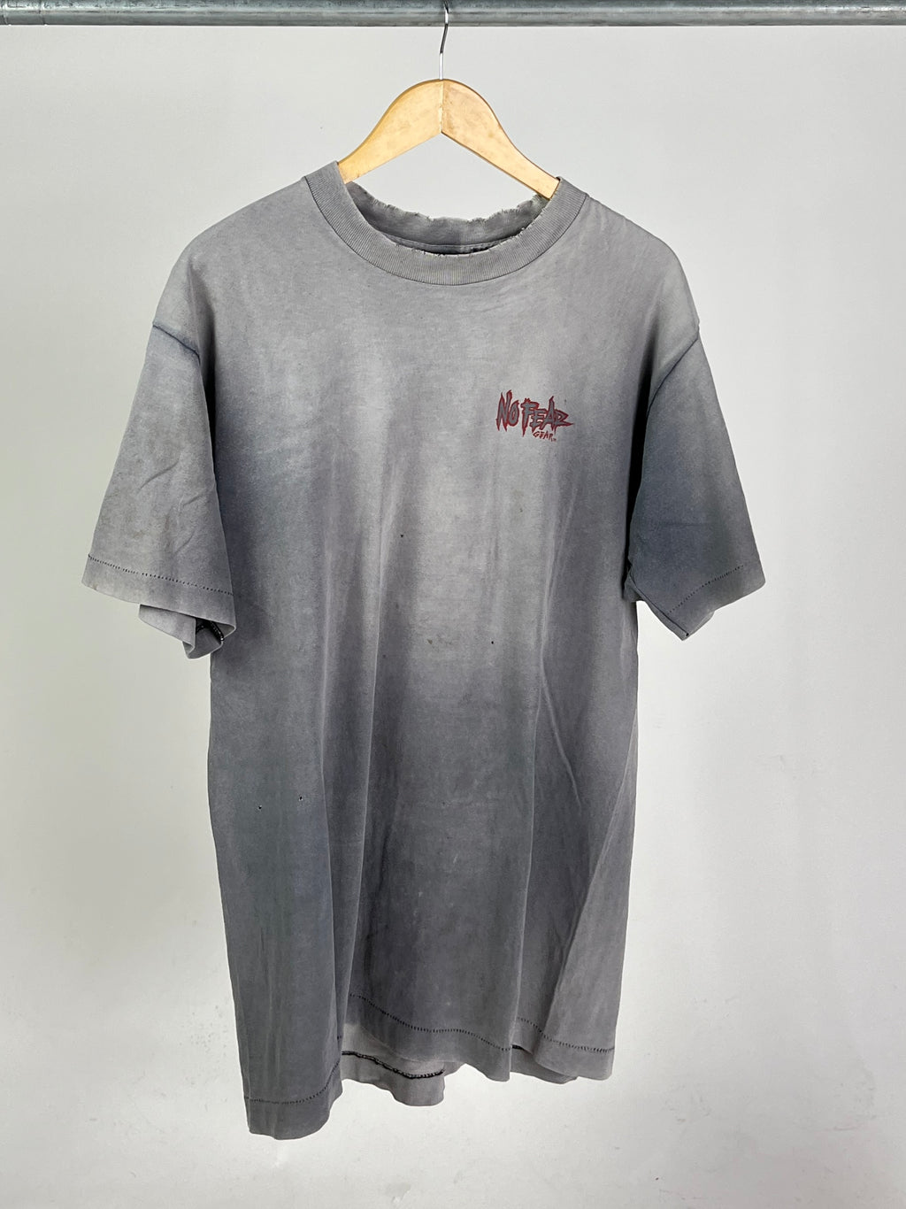 Vintage No Fear Basketball T Shirt (L)
