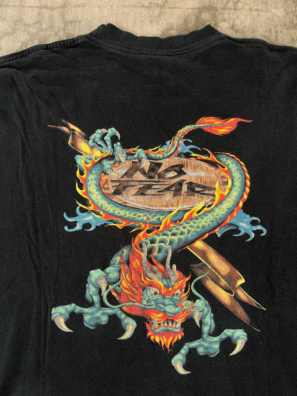 Vintage No Fear Dragon T Shirt (L)